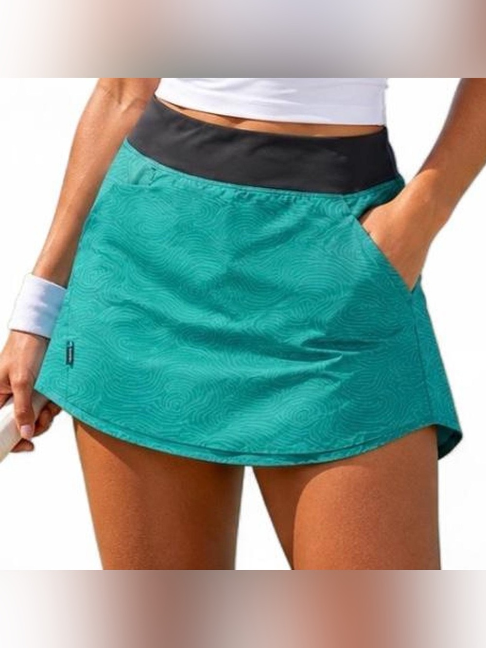 SIMMS Women’s Golf Skirt Skort Large. Green Eddy Aruba Fishing Gorpcore